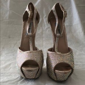 Steve Madden Peep Toe Iridescent Platform Heels